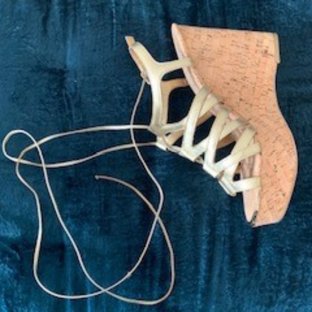 Aldo Gold Wedges